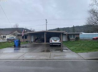 273 E Everett Ave, Sutherlin, OR 97479