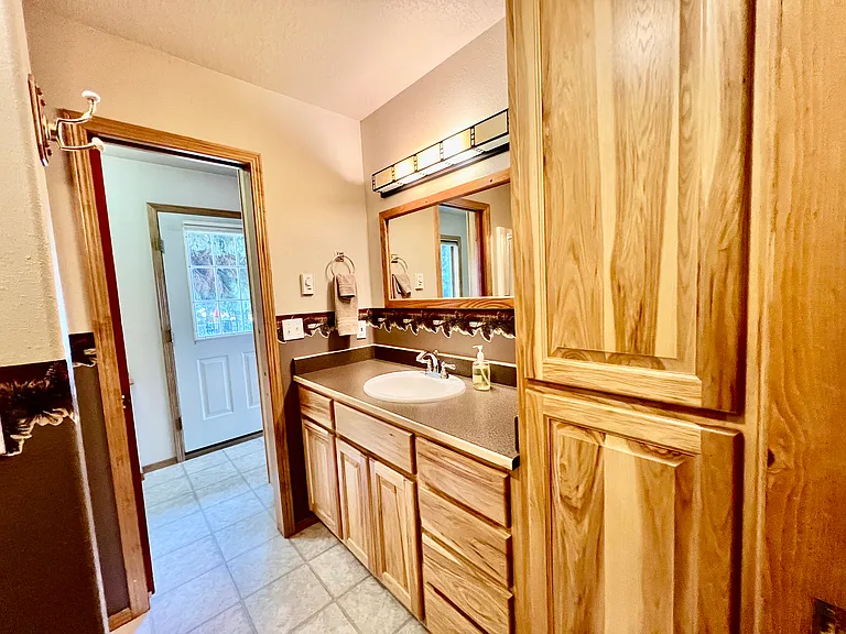 31963 Mahood Ln — Photo 11
