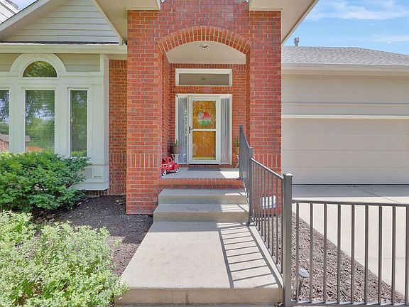 3rd image of 3038 N Wild Rose Ct