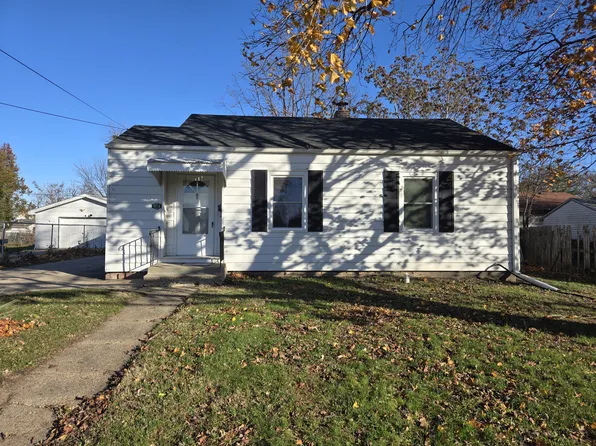 1016 W 5th St S, Newton, IA 50208