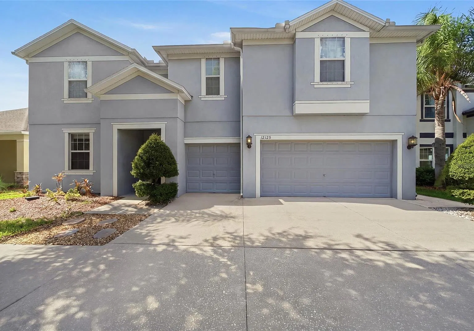 7 bed, 4054 sqft, $3,795 — Photo 1