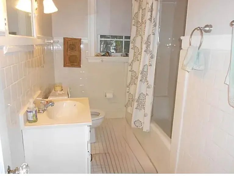 4822 Roland Ave #2C — Photo 10