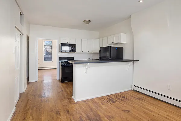 Rented by Compass | media 7