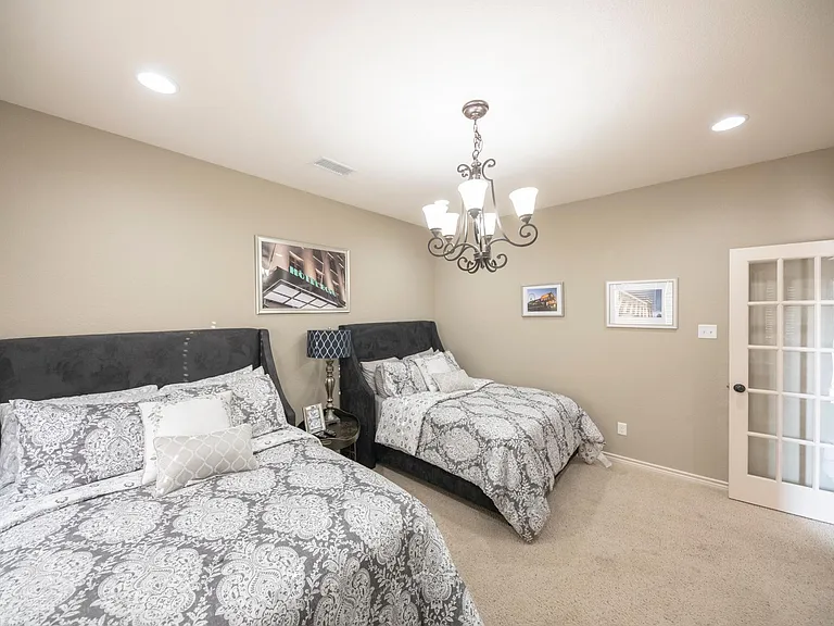 5920 Llano Ct — Photo 6