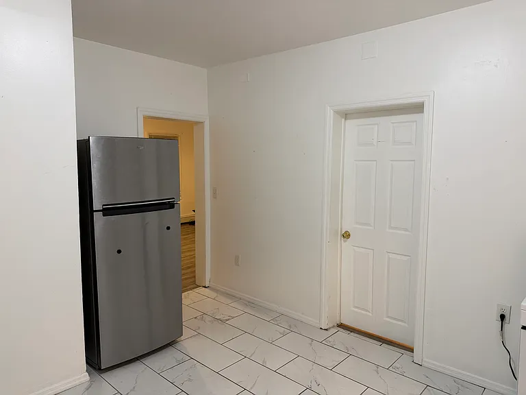 99 Cutler St #2 — Photo 6