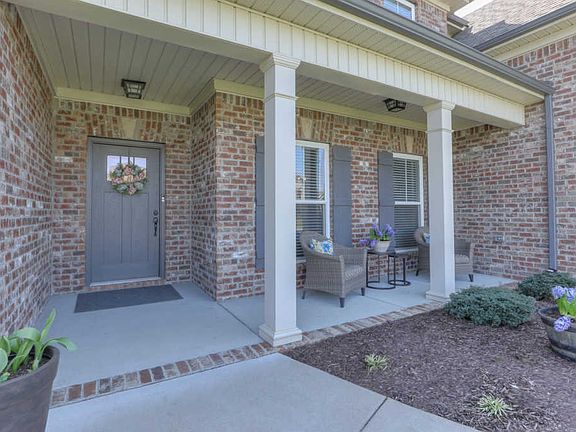 2nd image of 7005 Harriswood Ln