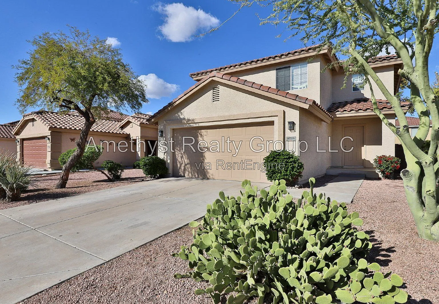 3 bed, 2.5 bath, 1383 sqft, $1,695 — Photo 1