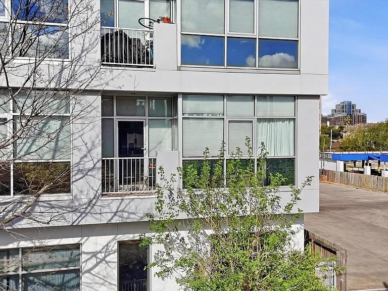 1406 Columbus St #206 — Photo 18