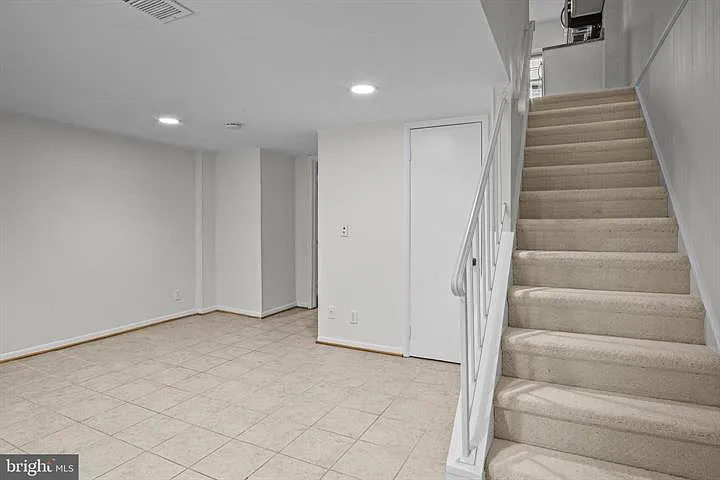 3305 S Wakefield St #A — Photo 19