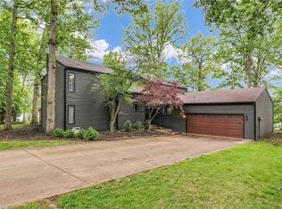 66 Shorewood Point, Danville, IL 61832