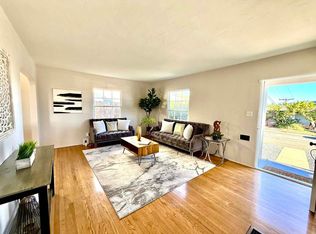 7292 W Point Ave, La Mesa, CA 91942