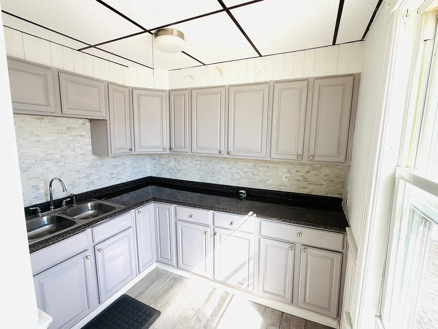 3 bed, 1300 sqft, $1,850 — Photo 4