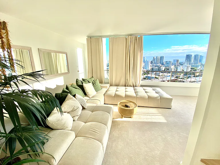 1025 Wilder Ave #9A — Photo 4