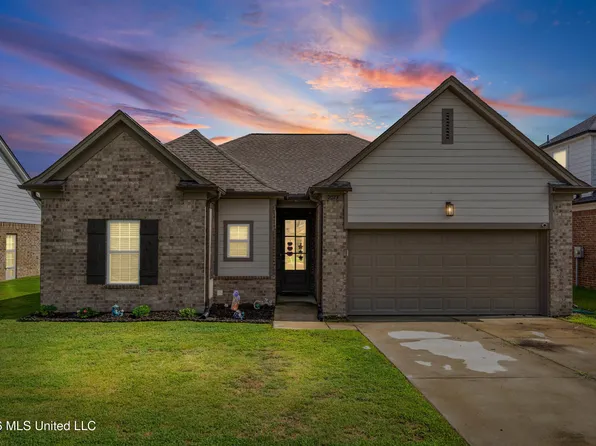 9073 Lakeside Cir S, Walls, MS 38680