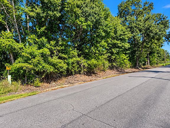 2nd image of Malone Rd