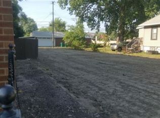709 119th St, Whiting, IN 46394