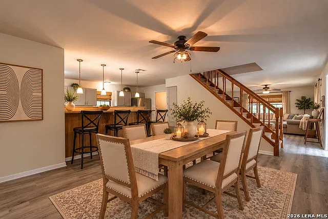4 bed, 2.0 bath, 2373 sqft, $2,350 — Photo 3