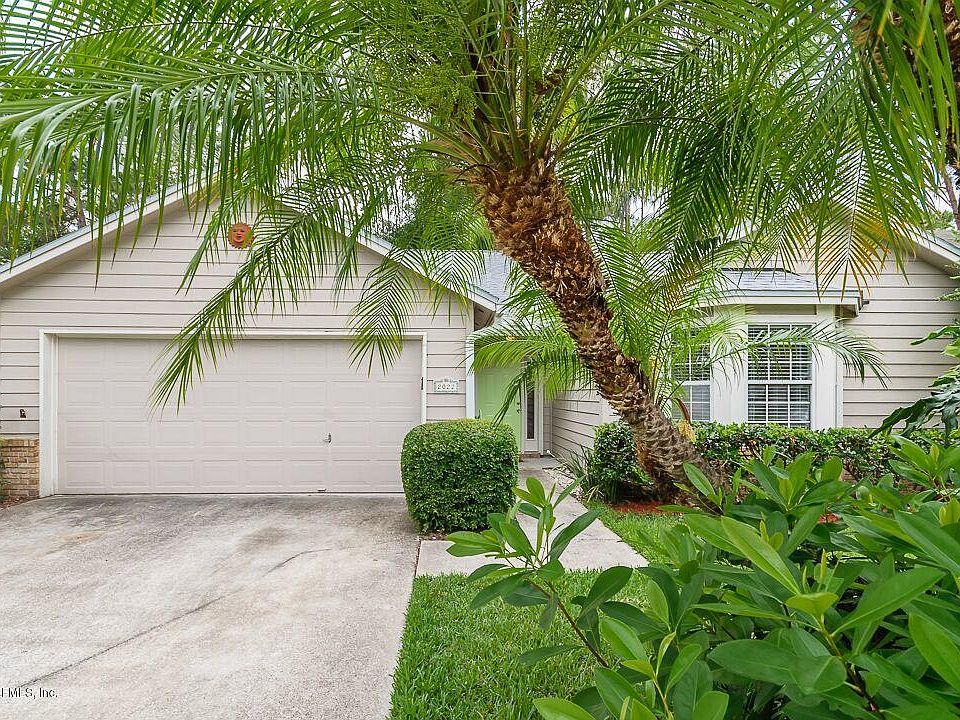 1st image of 2022 Saint Martins Dr E