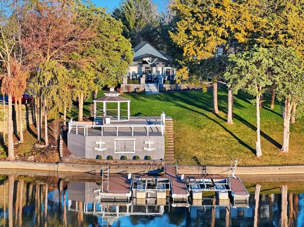 304 Sussex Cir, Noblesville, IN 46062