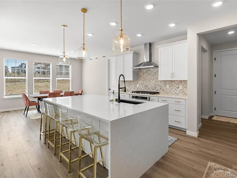 8484 Orchard City Dr — Photo 15