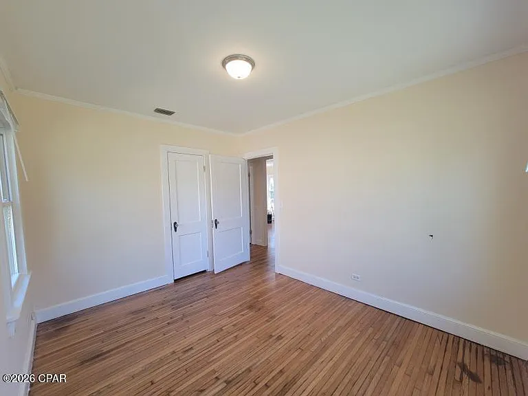 131 Allen Ave — Photo 16