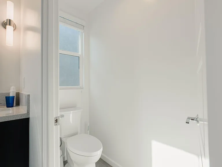 2707 Majestic Way — Photo 25