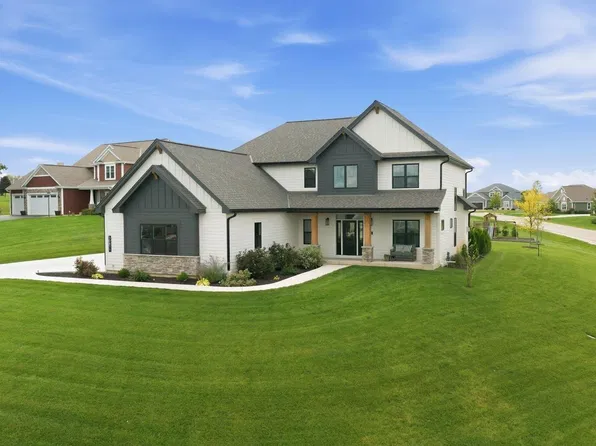 30811 Morning View CIRCLE, Waterford, WI 53185