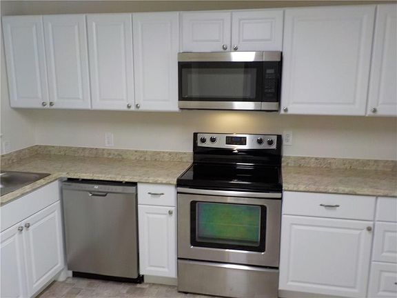 3rd image of 8420 Maddox Ave