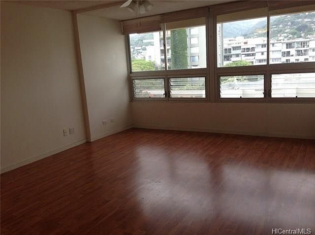 2nd image of 1621 Dole St APT 606
