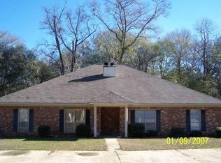 2304 Dominion Ct APT B, Albany, GA 31721