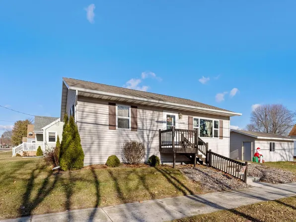 2320 10th STREET, Two Rivers, WI 54241