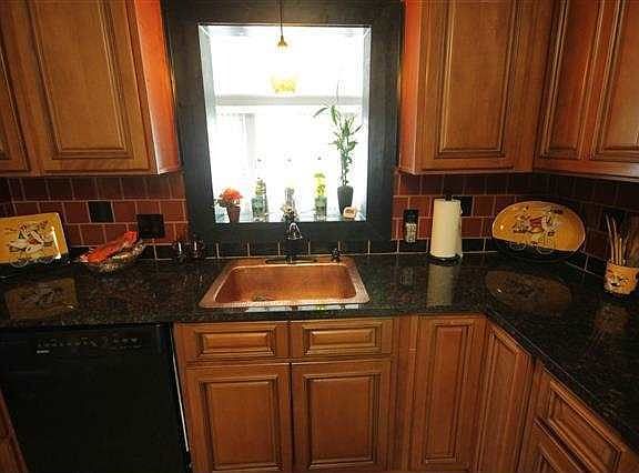 5th image of 1608 Benson Ave