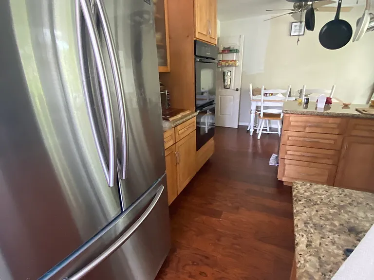 Skyview Pl — Photo 3