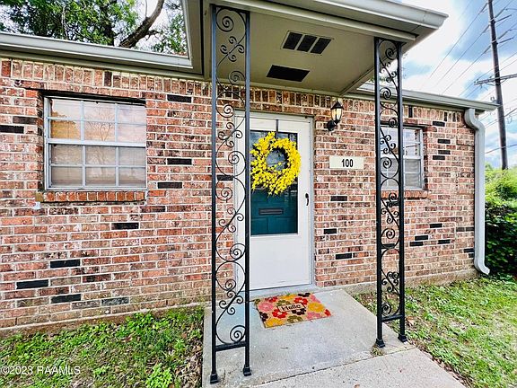 3rd image of 3121 Johnston St #100