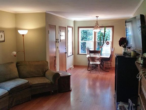 5th image of 105 Cambridge Ave
