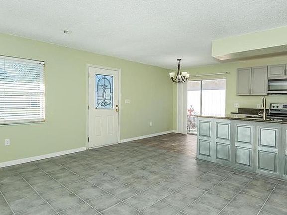 5th image of 1017 Amble Ln #1017