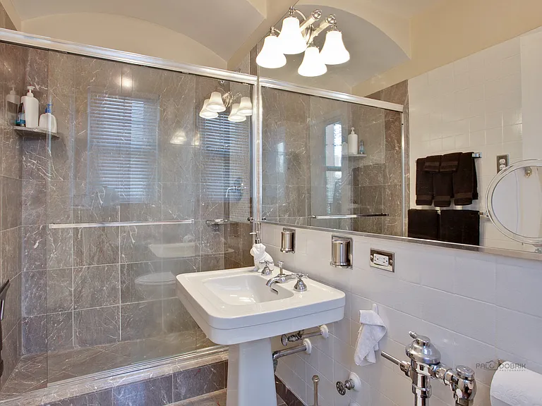 1420 N. LAKE SHORE DRIVE — Photo 7