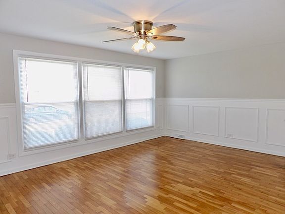 3rd image of 11729 S Ashland Ave