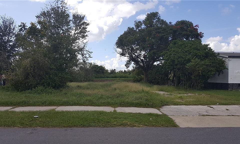 1st image of 4524 Crossen Dr