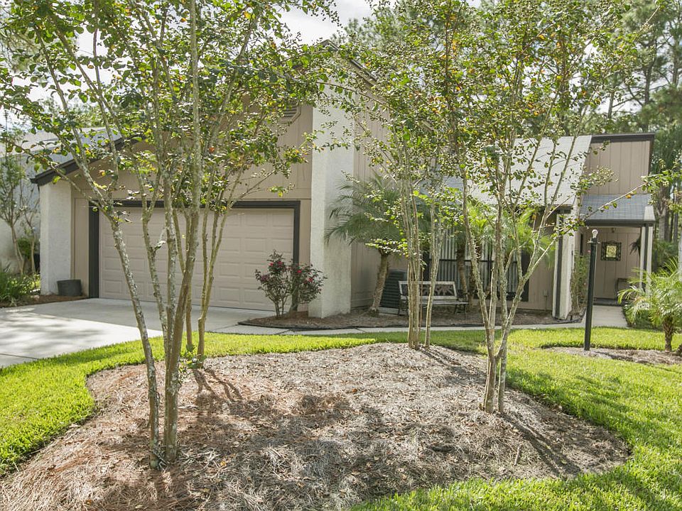 2nd image of 2403 Brittany Ct