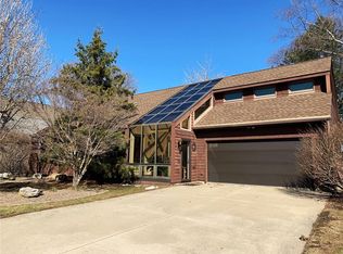 3116 E Washington St, Iowa City, IA 52245