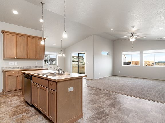 3rd image of 13104 W Tower Ave