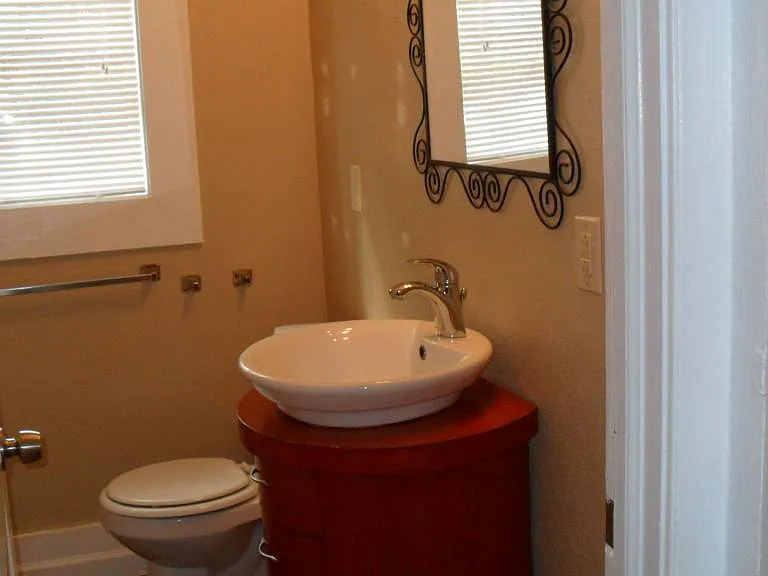 1116 E Glenn Ave — Photo 8