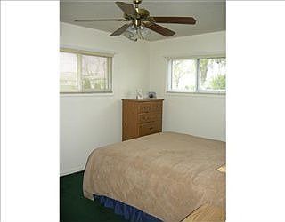 4th image of 1307 Lynn Ave