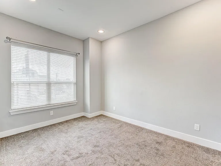 8409 Hempstead Rd #A — Photo 33