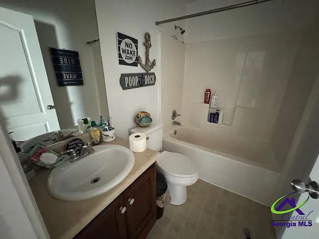 304 Longhorn Trl — Photo 6