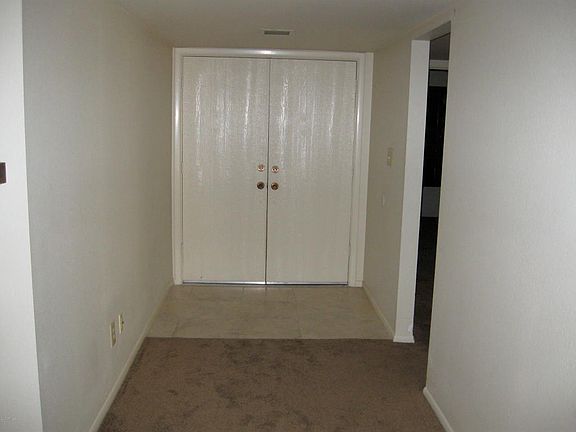 4th image of 6207 N 22nd Dr