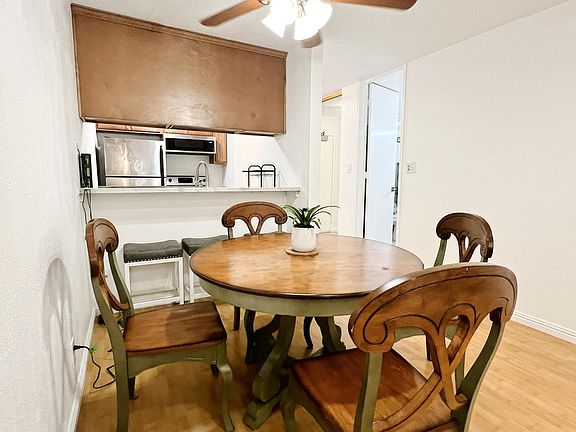 5th image of 8133 Shelter Creek Ln