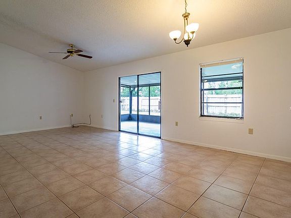 5th image of 1130 Chesterfield Ct