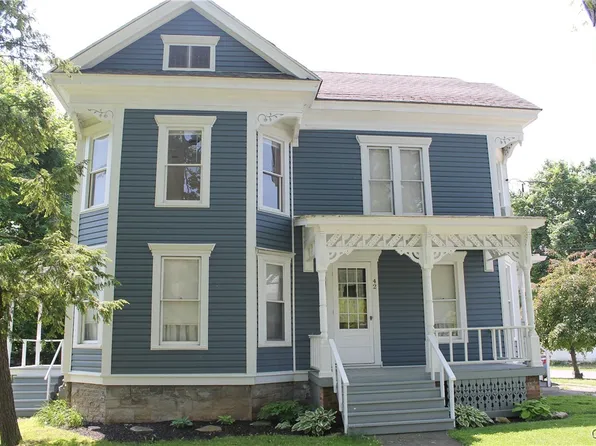 42 Mechanic St, Jordan, NY 13080